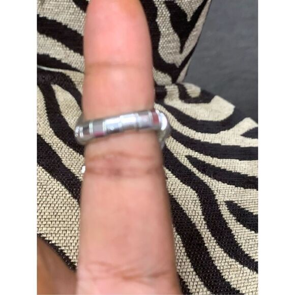 Multicolored Bling Squirrel Ring - Picture 7 of 7